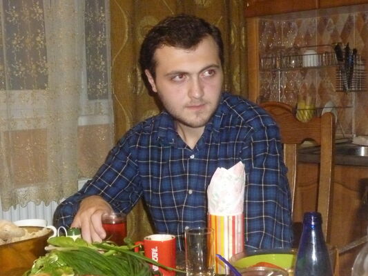  ,   Giorgi, 32 ,   