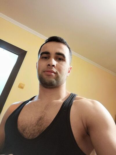  ,   Ruslan, 35 ,   c 