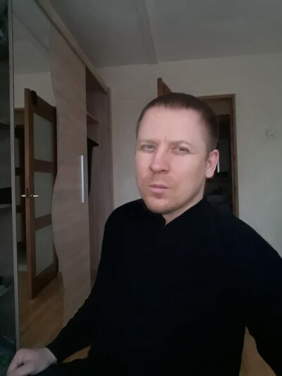  ,   Dima, 42 ,   ,   