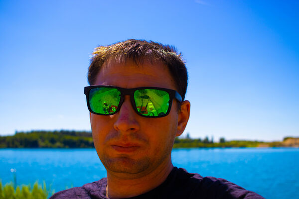 ,   Anton, 37 ,   ,   