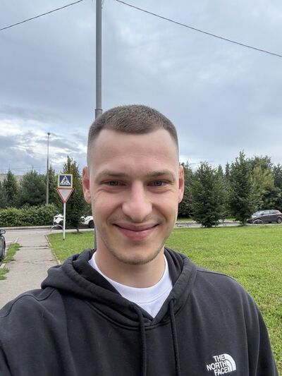  ,   Daniel, 28 ,   ,   