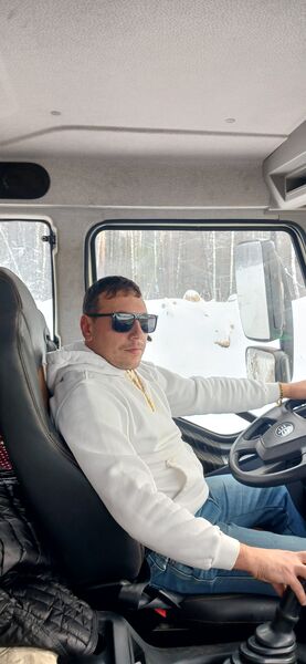  ,   Davit, 41 ,   ,   , c , 