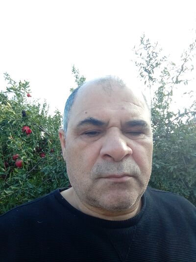  ,   Javid, 52 ,     , c 