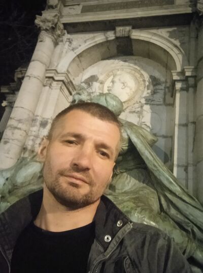  ,   Teo, 38 ,   ,   