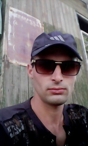  ,   ARTYOM, 32 ,   ,   , c 