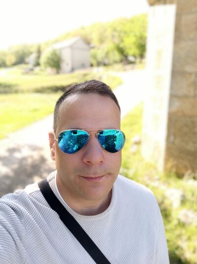  ,   Ivan, 37 ,   ,   , c , 