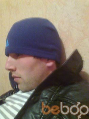  3891250  Artem, 33 ,    