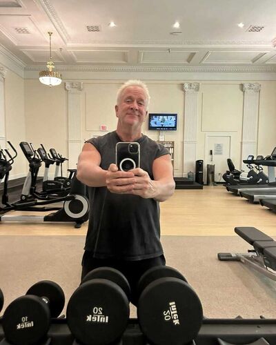  ,   Bruno, 68 ,   ,   