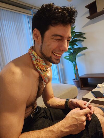  ,   Zac, 32 ,   ,   