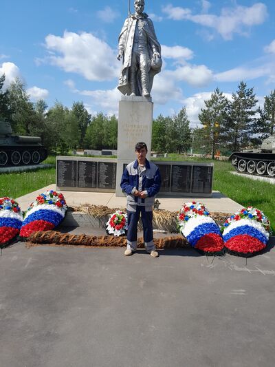  ,   Nodirbek, 20 ,   ,   