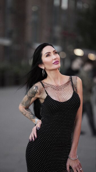  ,   YuliYa, 44 ,  
