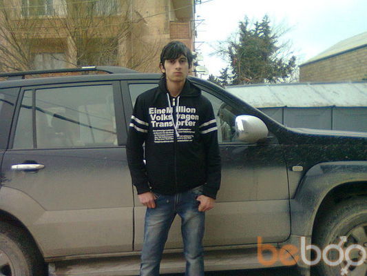  1643300  Nurik, 31 ,    