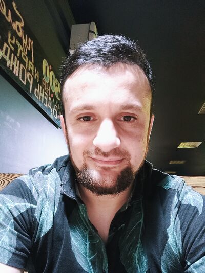  ,   Muslim, 33 ,   ,   