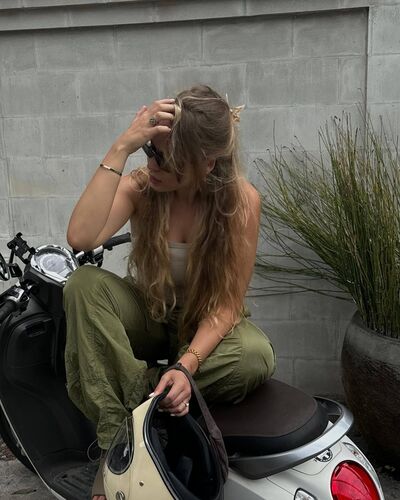  Akaszto,   , 27 ,     , c 