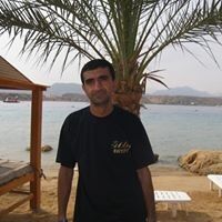 11652970  Artur, 51 ,    