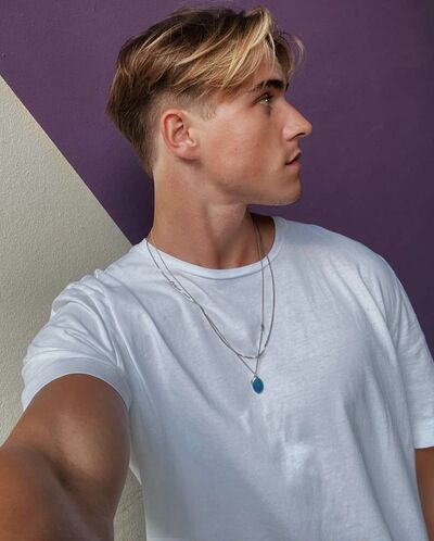  ,   Artem, 23 ,   ,   