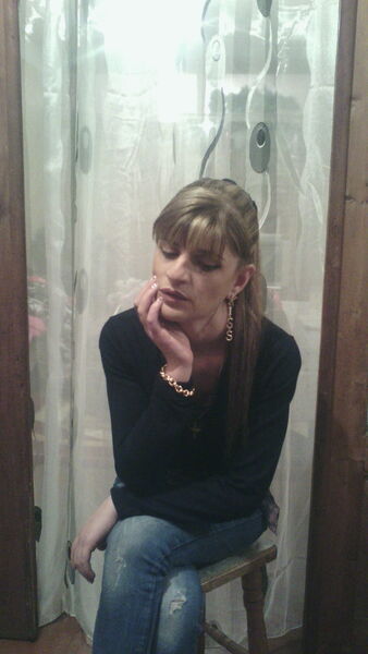  ,   Mari, 39 ,  