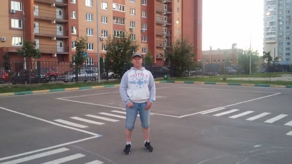  ,   Oleg, 54 ,   