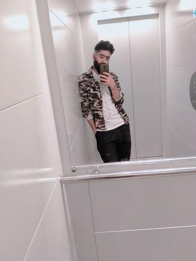  ,   Rasul, 33 ,   ,   