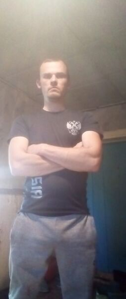  ,   Maxim, 32 ,     , c 