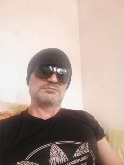  ,   Marsel, 48 ,   , 