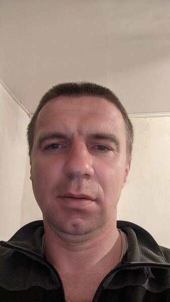  ,   Viktor, 38 ,   ,   