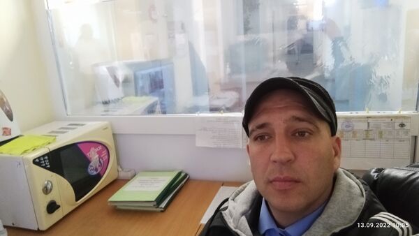  ,   Viktor, 37 ,   ,   , c , 