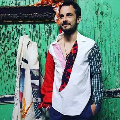  ,   Nikolas, 44 ,   ,   