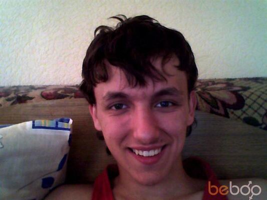  ,   Titan, 33 ,   