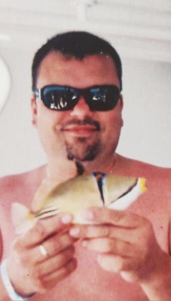  ,   Dmitri, 58 ,   c 