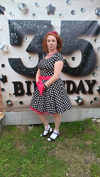  ,   Lana, 46 ,   ,   , c , 