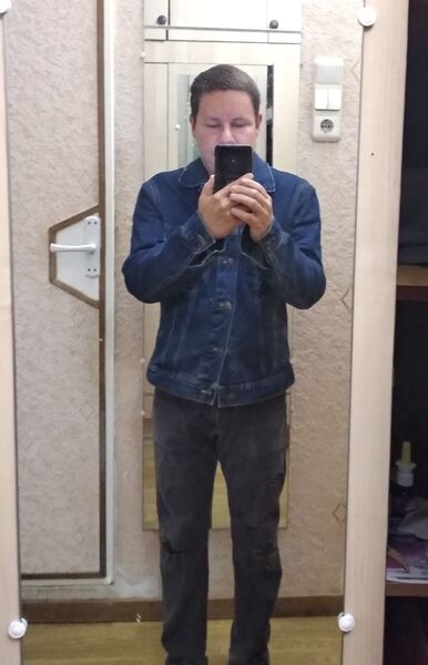  -,   Nik, 40 ,   