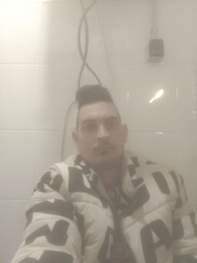  ,   Ernesto, 35 ,   ,   