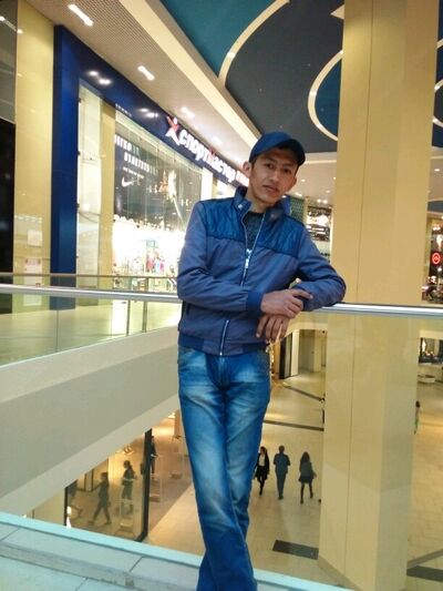  ,   Shoxrux, 36 ,     