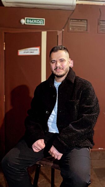  --,   Zein, 25 ,   ,   