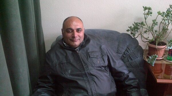  ,   Karlen, 52 ,   ,   , c 