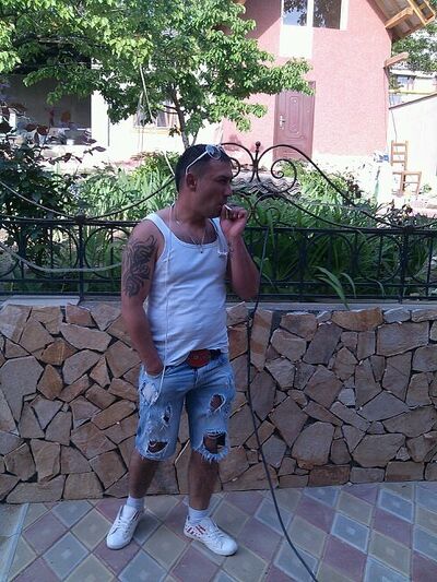  ,   Nelu, 36 ,   