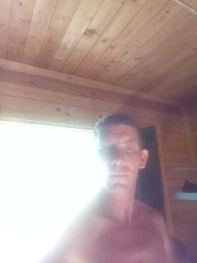  ,   Den, 40 ,   ,   