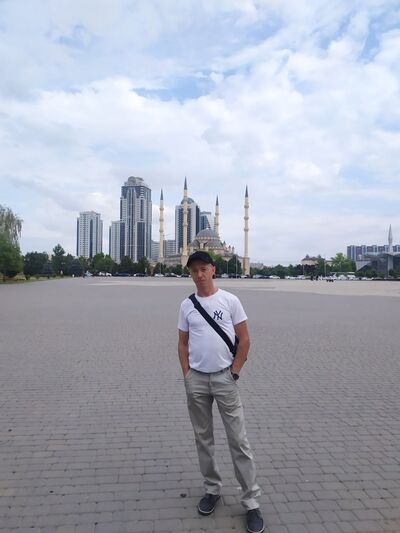  Palais-Bourbon,   , 37 ,   ,   