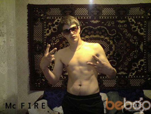  ,   Piotr, 35 ,  