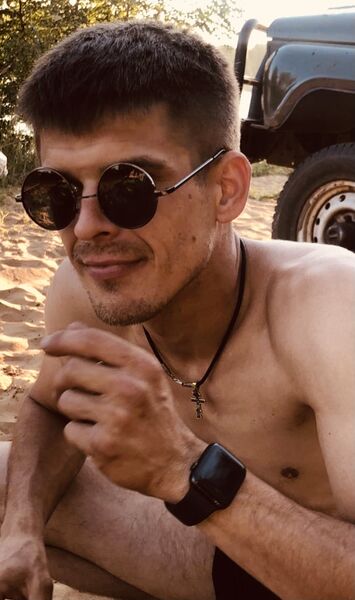  ,   Valentin, 36 ,   , 