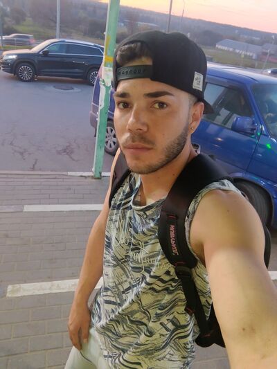  -,   Alvaro, 24 ,   ,   