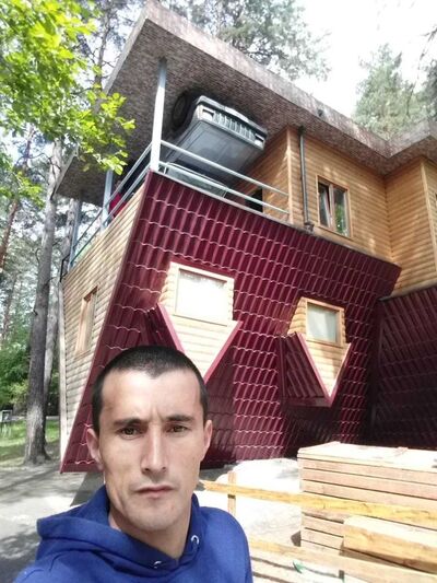  ,   Ahmadillo, 36 ,     , c 