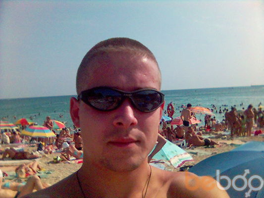  ,   Alex, 42 ,   