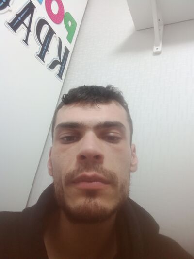  ,   Robert, 28 ,   ,   