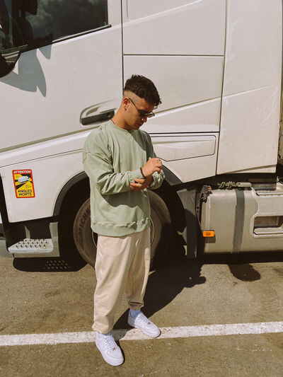  ,   , 29 ,   ,   