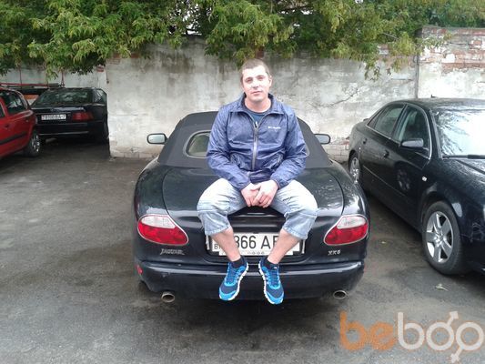  3300790  Pavel, 42 ,    