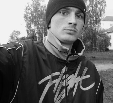  ,   Andrej, 31 ,   ,   , c 