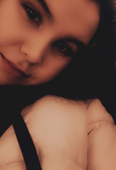  ,   Liana, 22 ,     , 