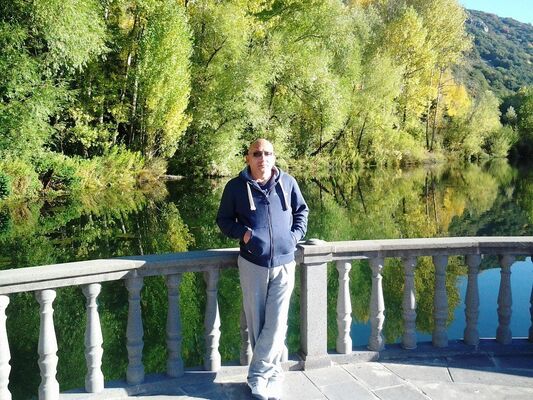  ,   Ashot, 65 ,  